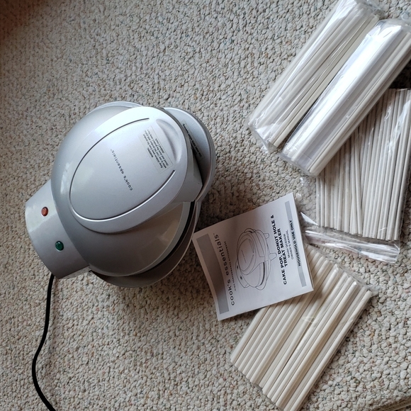 Cook's Essential Kitchen Cooks Essentials Cake Pop Donut Hole Treat